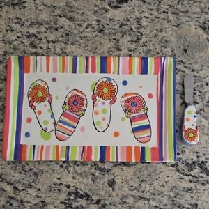 Cheese Board Set With Colorful Flip-Flop Design